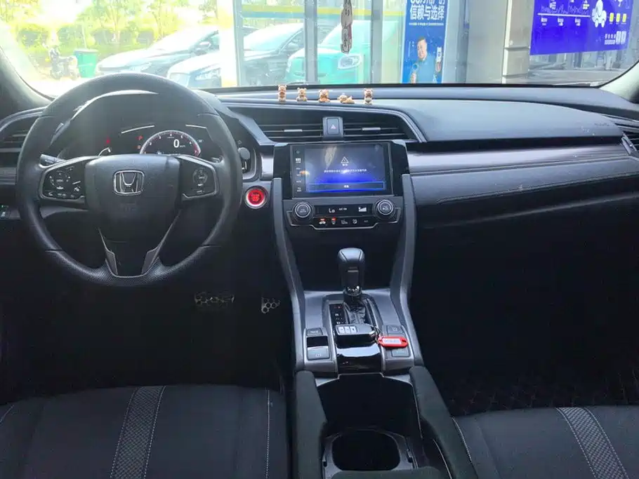 Honda Civic 2022 — фото 12