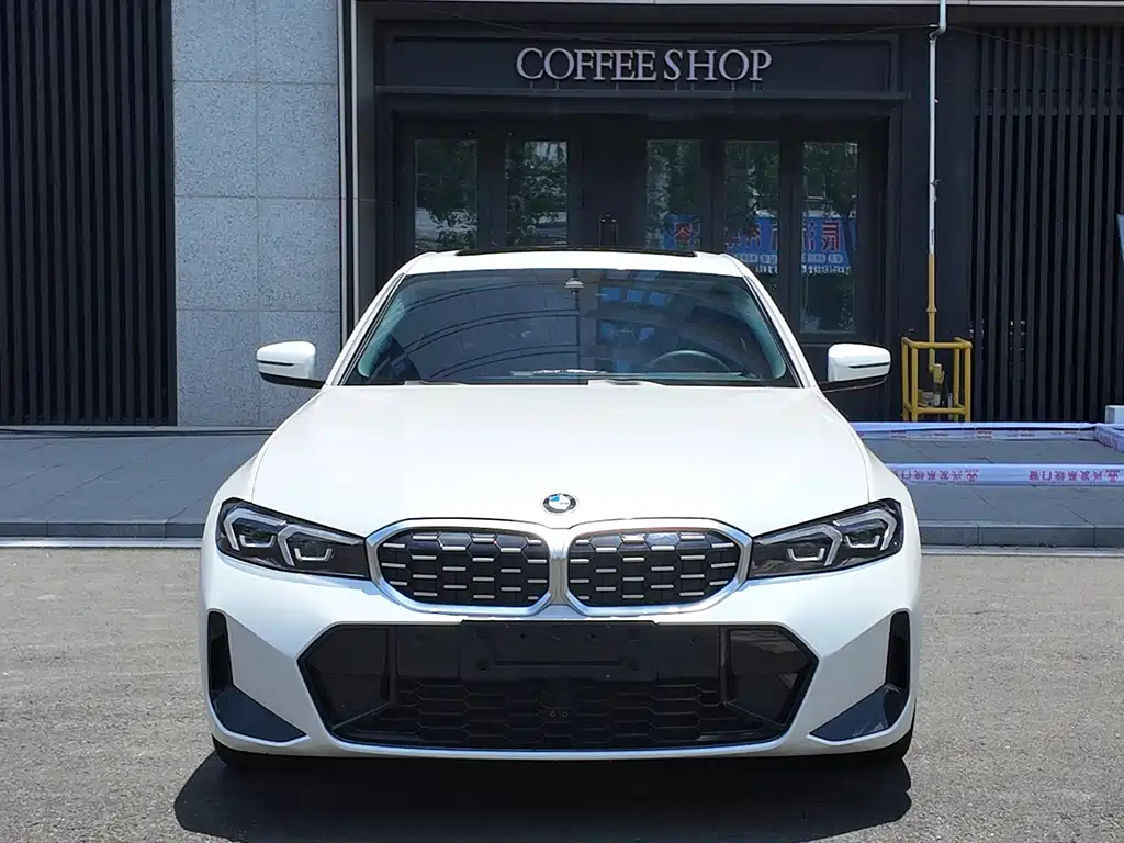 BMW 3 Series 2024