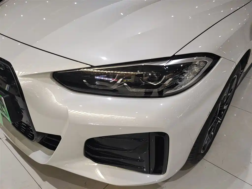 BMW i4 2026 — фото 24