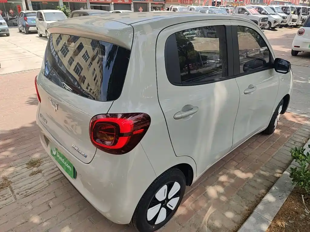 Wuling Hongguang MINIEV 2025