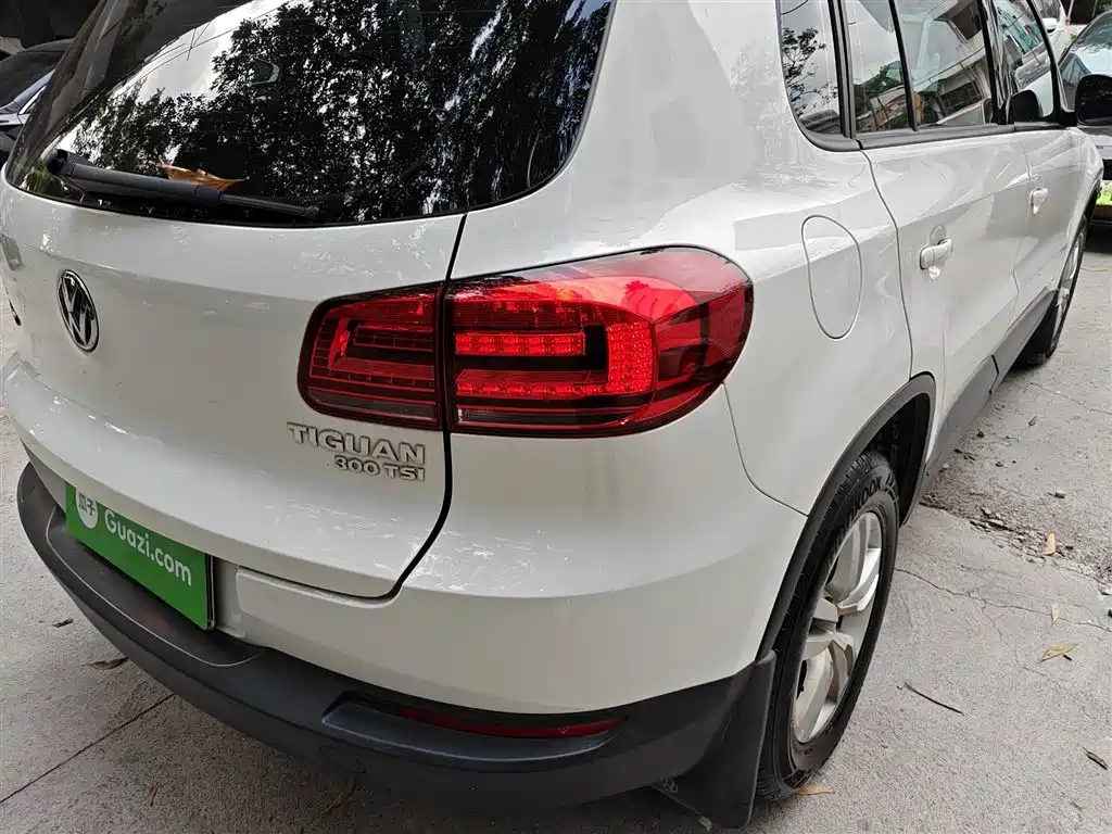 Volkswagen Tiguan 2017 — фото 23