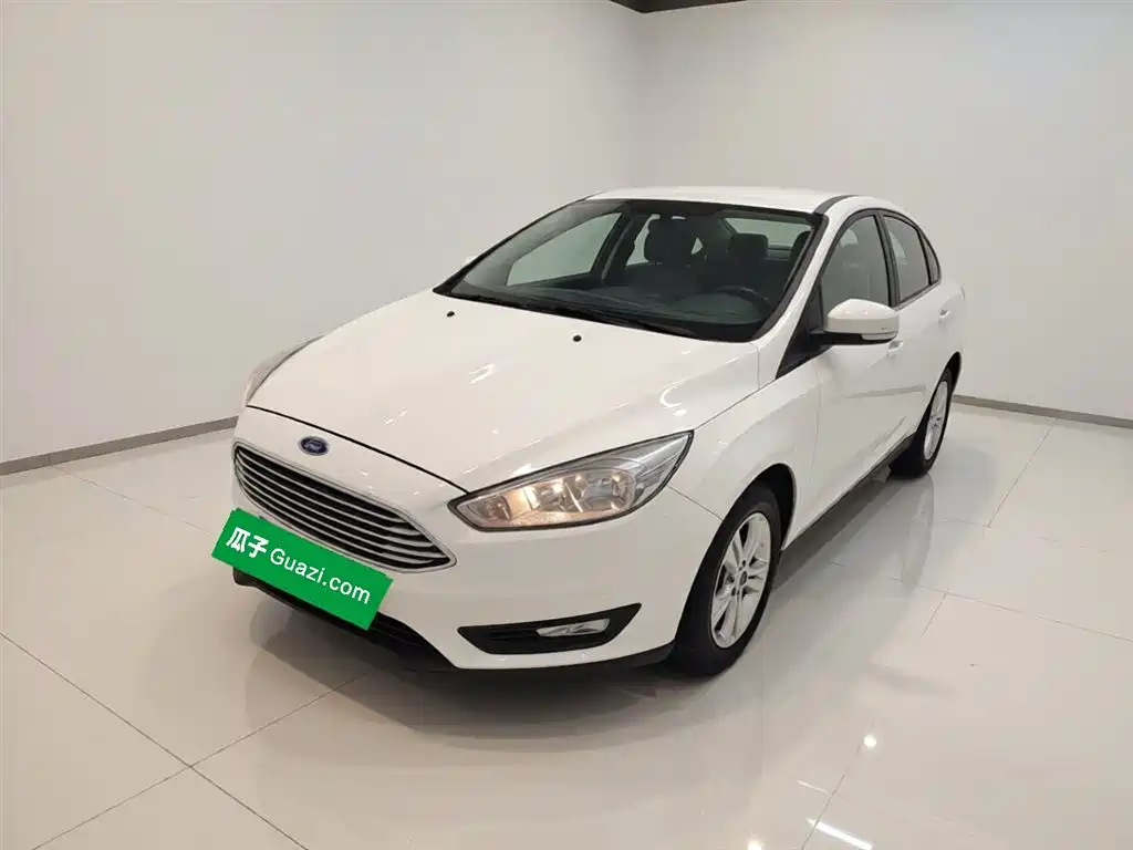 Ford Focus 2017 — фото 1