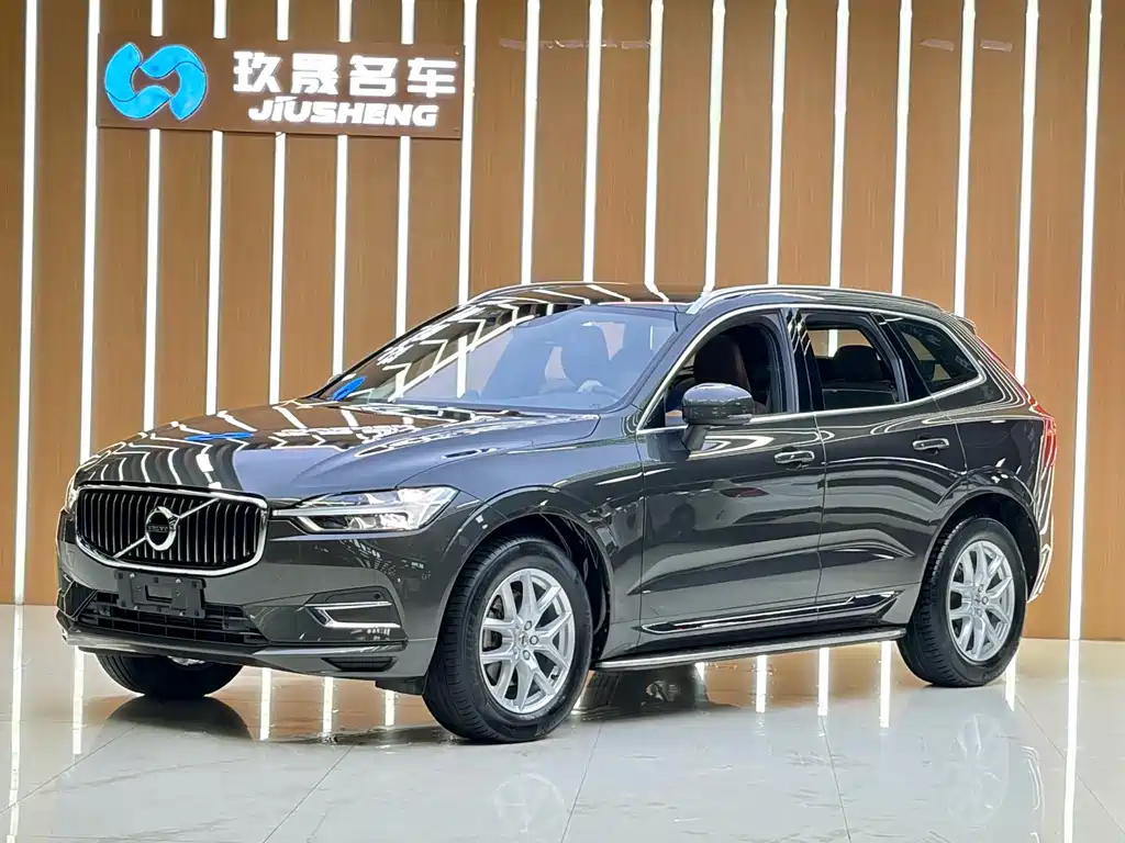 Volvo XC60 2020 — фото 1