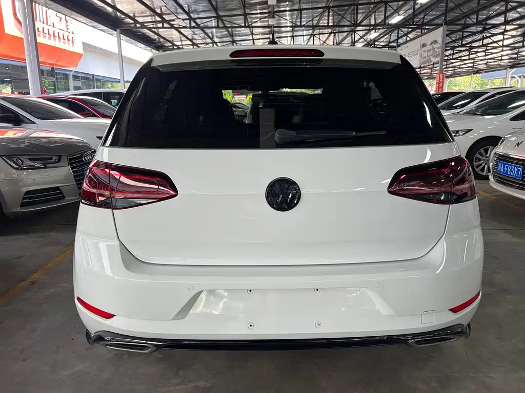 Volkswagen Golf 2020