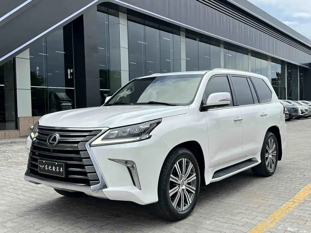 Lexus LX 2018