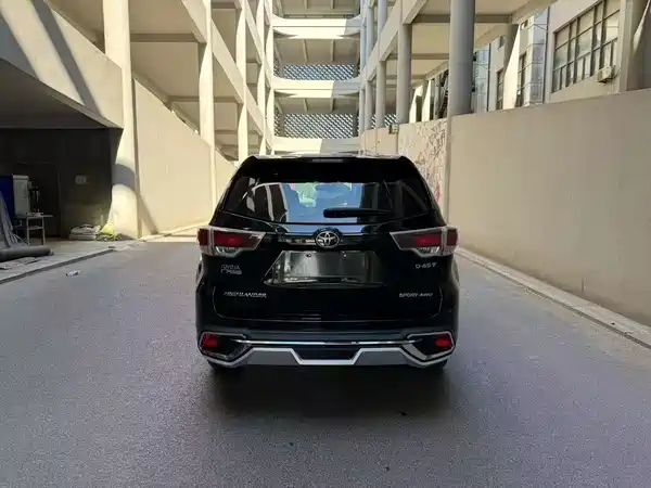 Toyota Highlander 2015