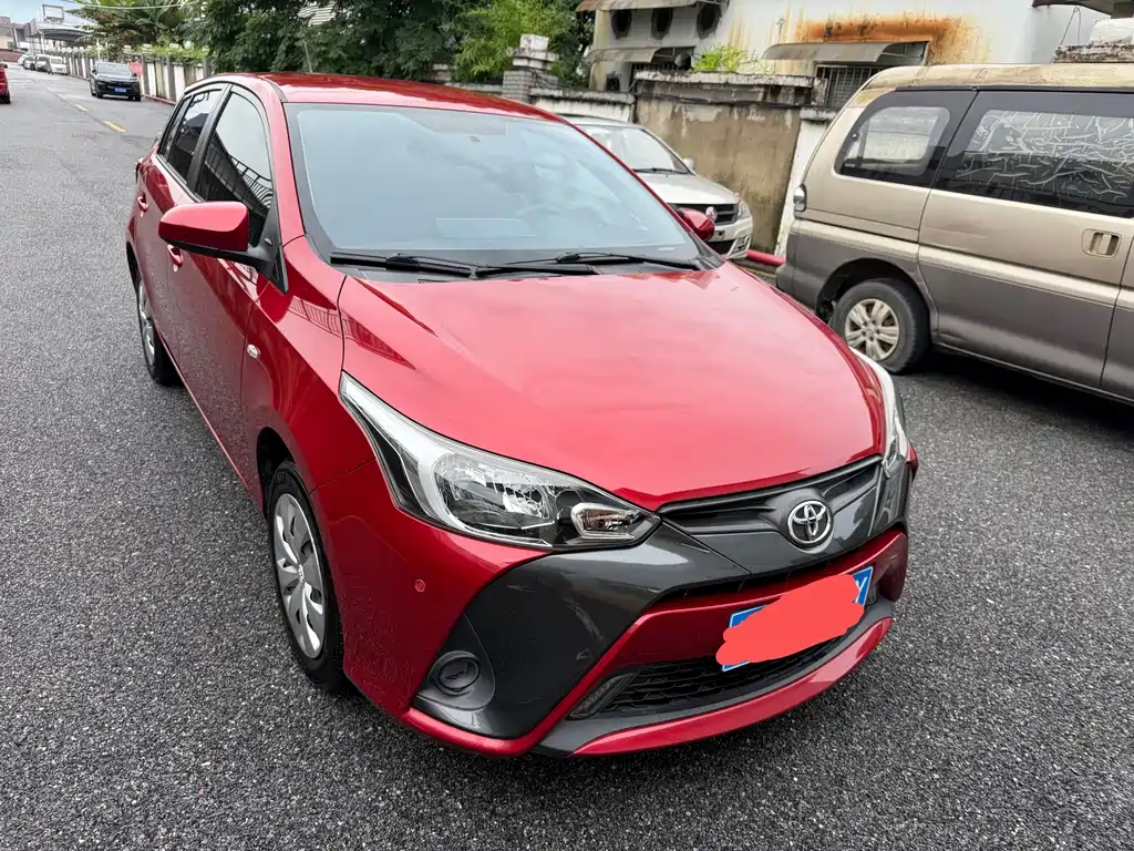 Toyota Yaris L 2019