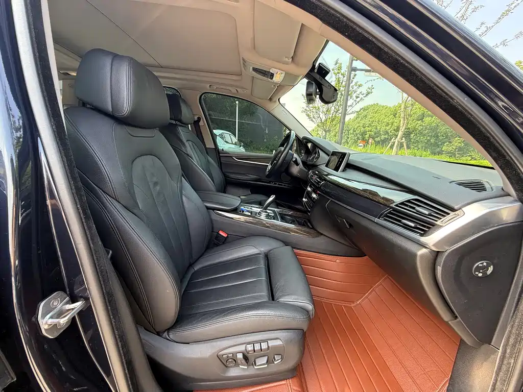 BMW X5 2015 — фото 19