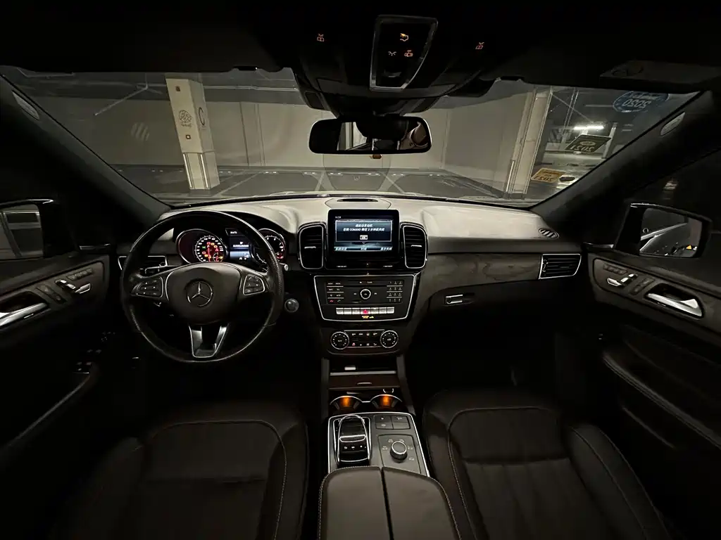Mercedes-Benz GLE 2017 — фото 20