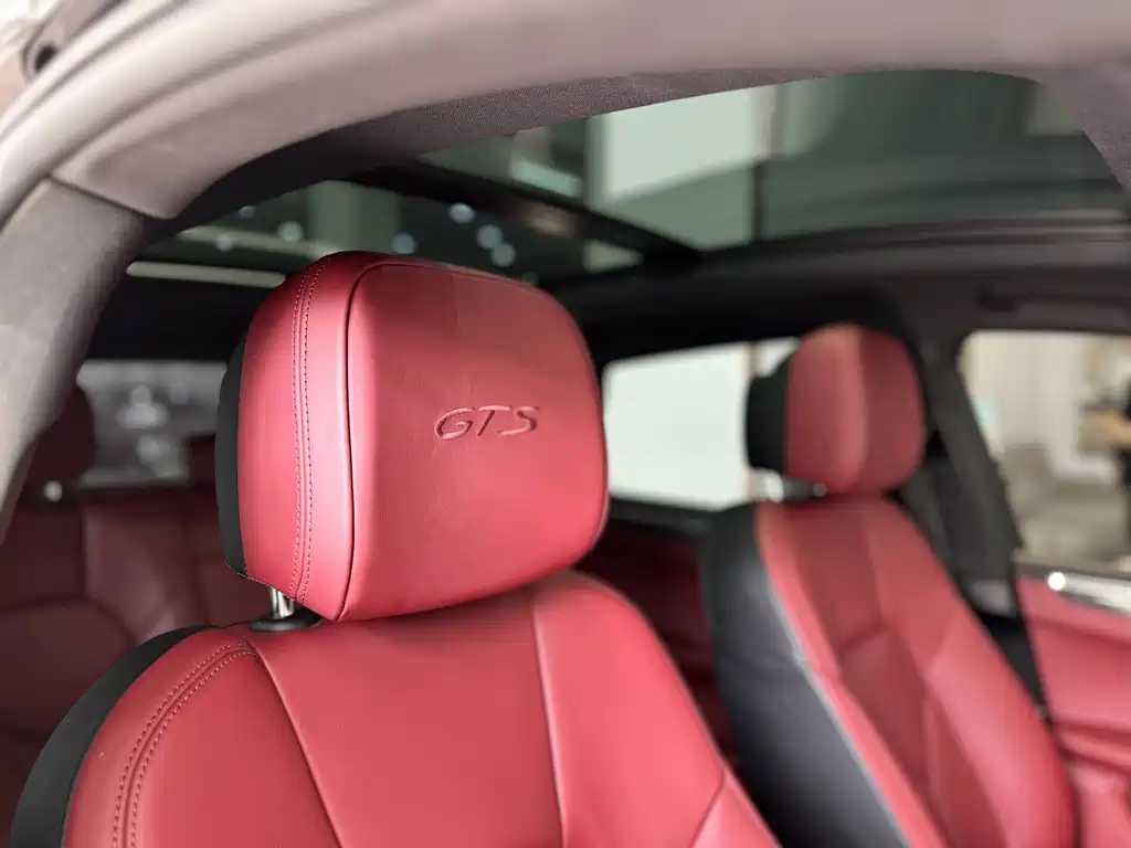 Porsche Macan 2023 — фото 15