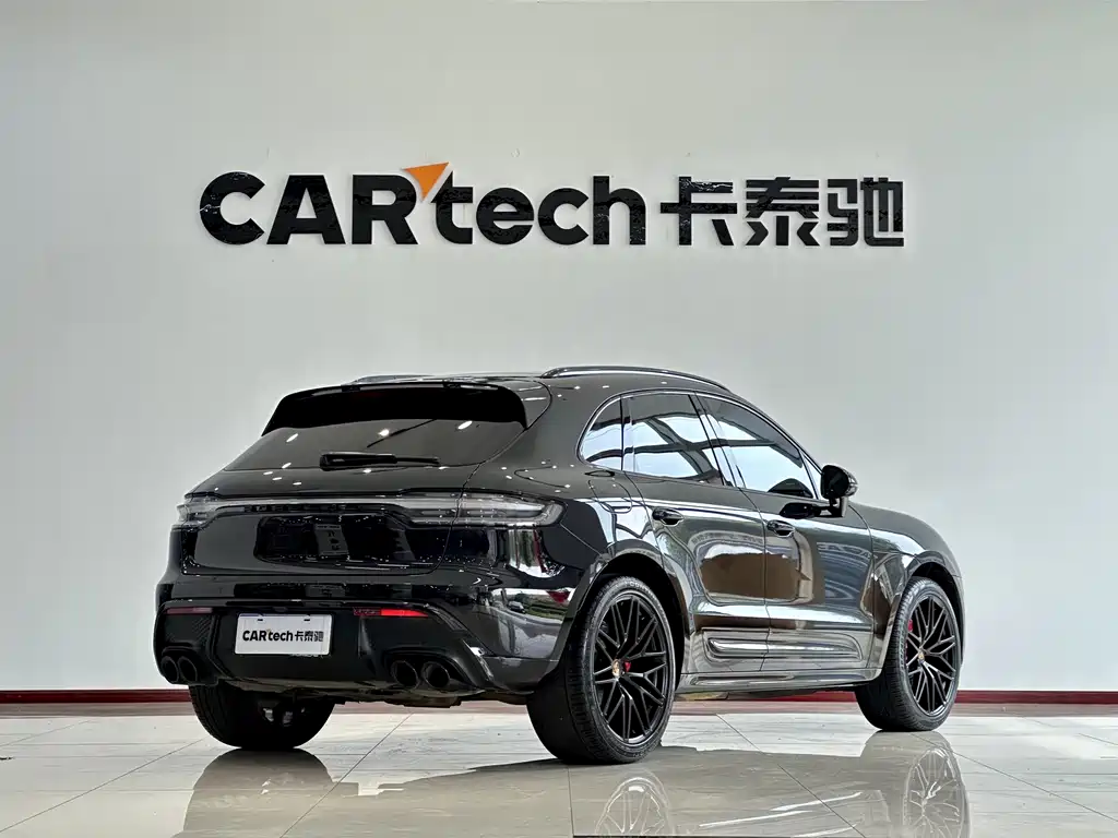 Porsche Macan 2023 — фото 20