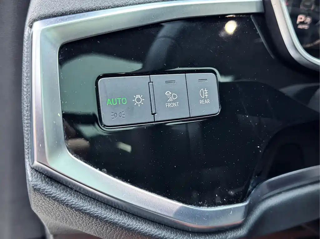 Audi Q3 2022 — фото 12