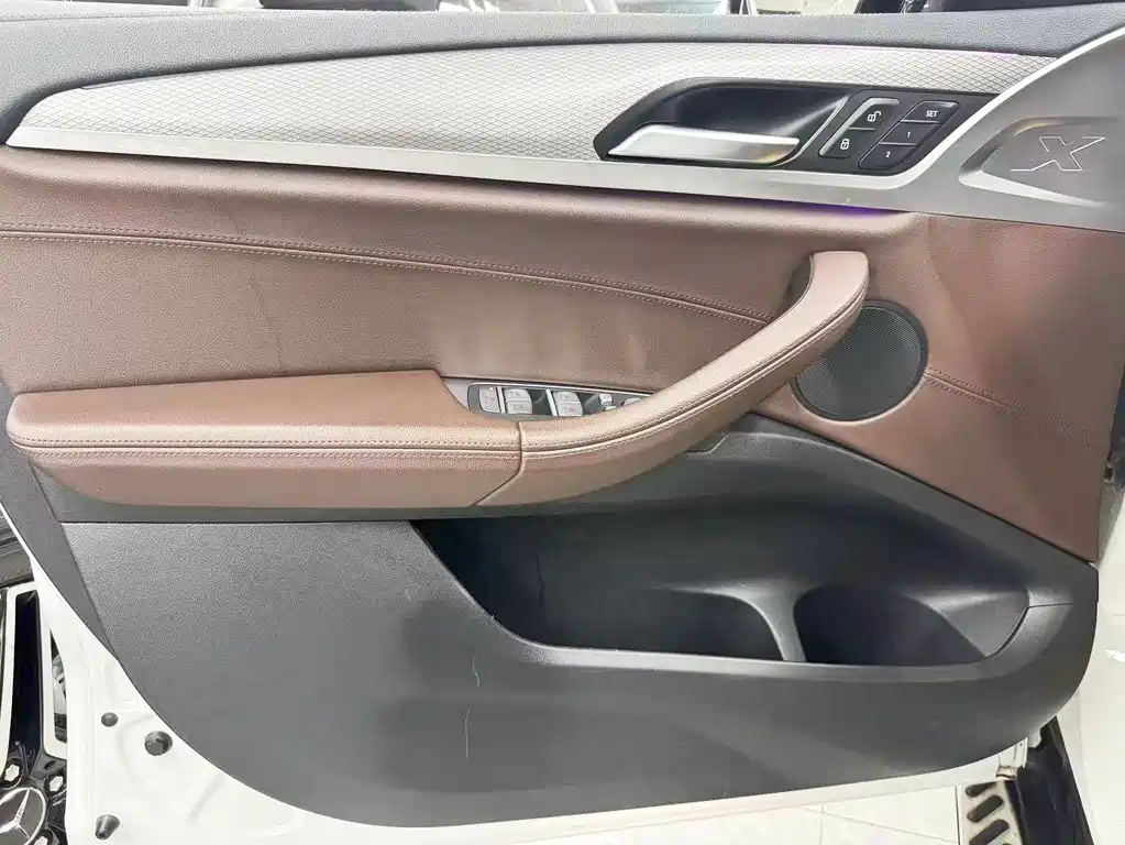 BMW X4 2021 — фото 12