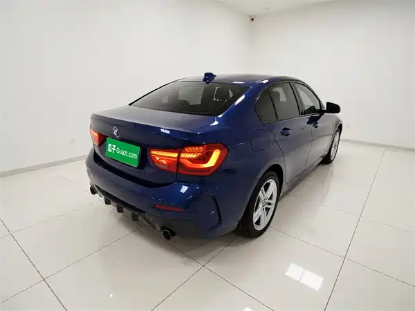 BMW 1 Series 2021