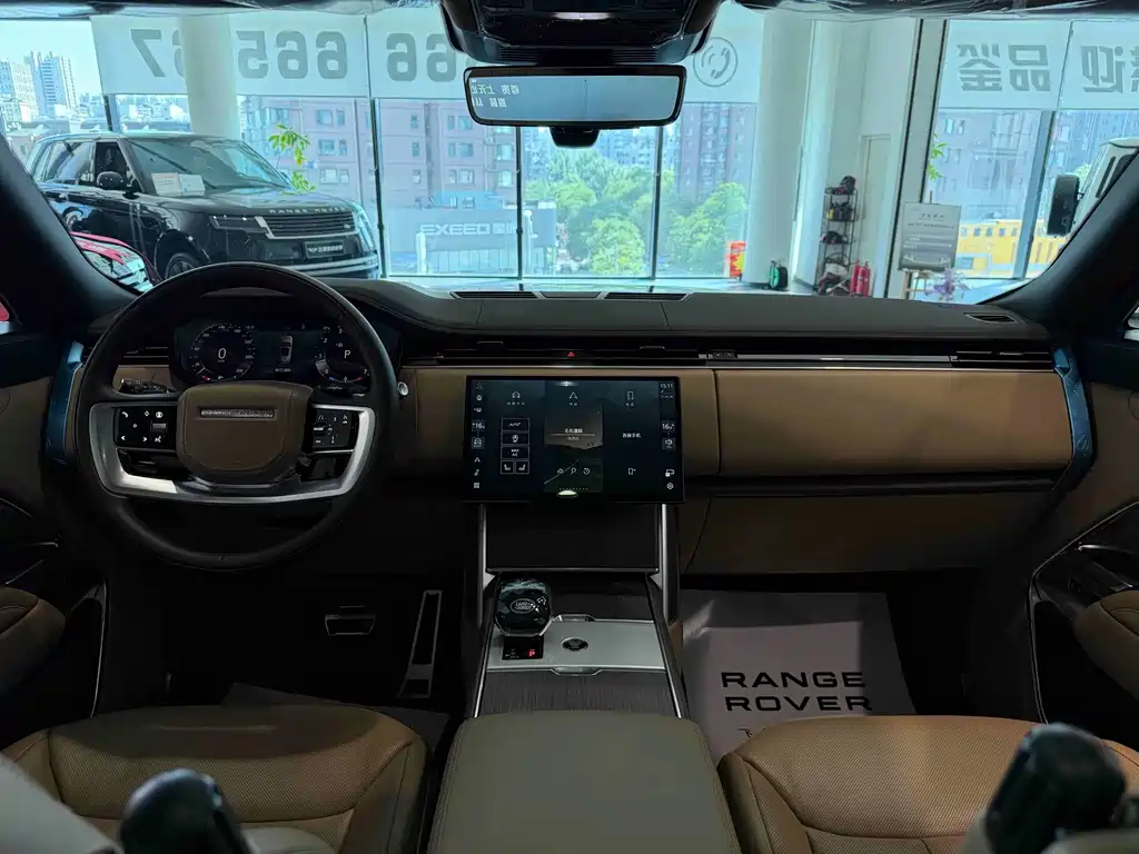 Land Rover Range Rover 2025 — фото 19