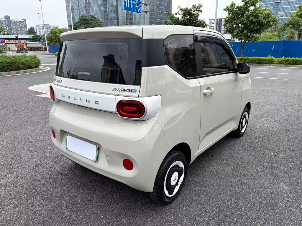Wuling Hongguang MINIEV 2024