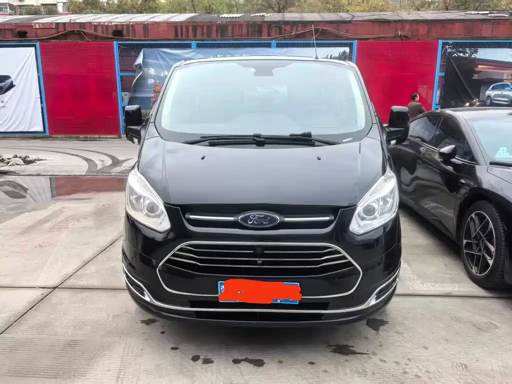 Ford Tourneo 2018 — фото 2