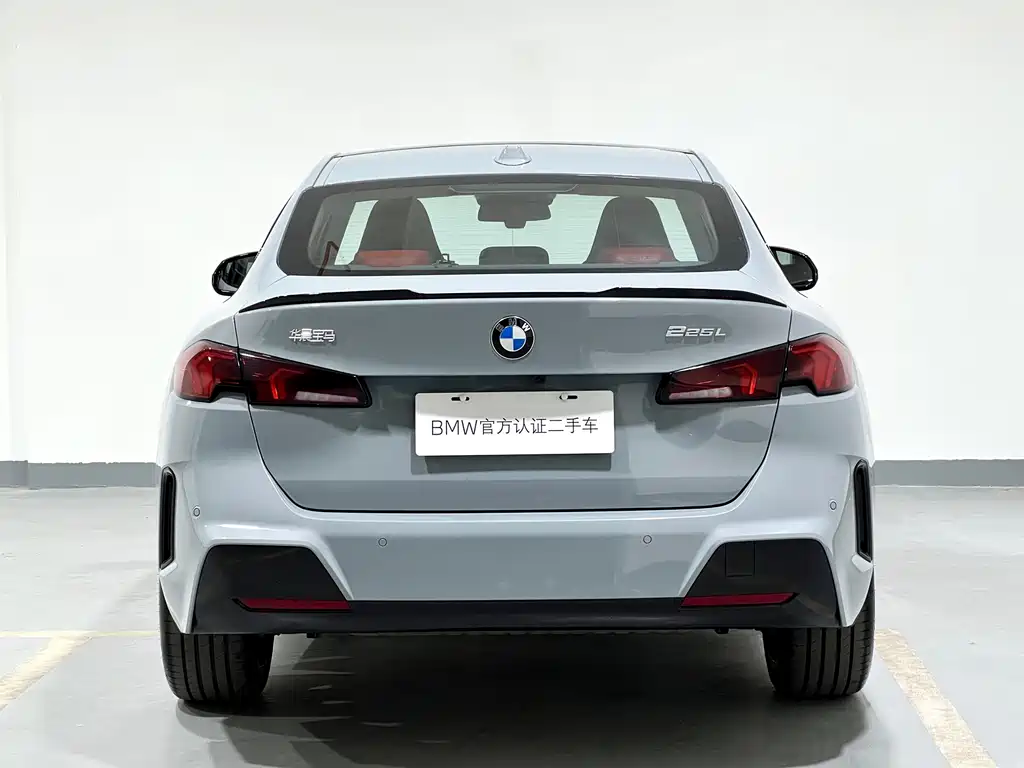 BMW 2 Series 2025 — фото 8