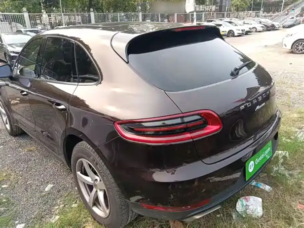 Porsche Macan 2014
