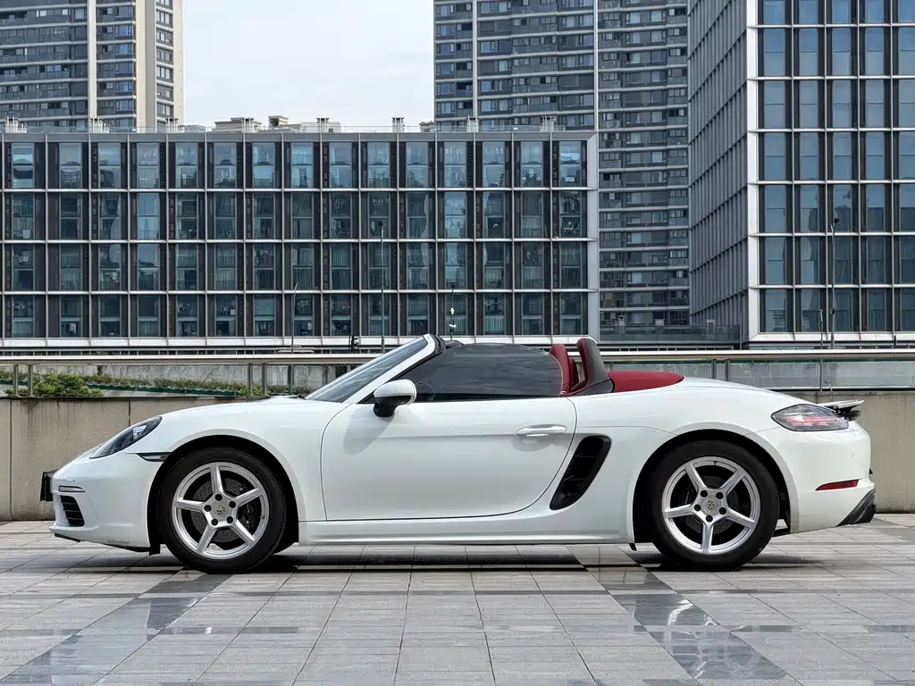 Porsche 718 2022