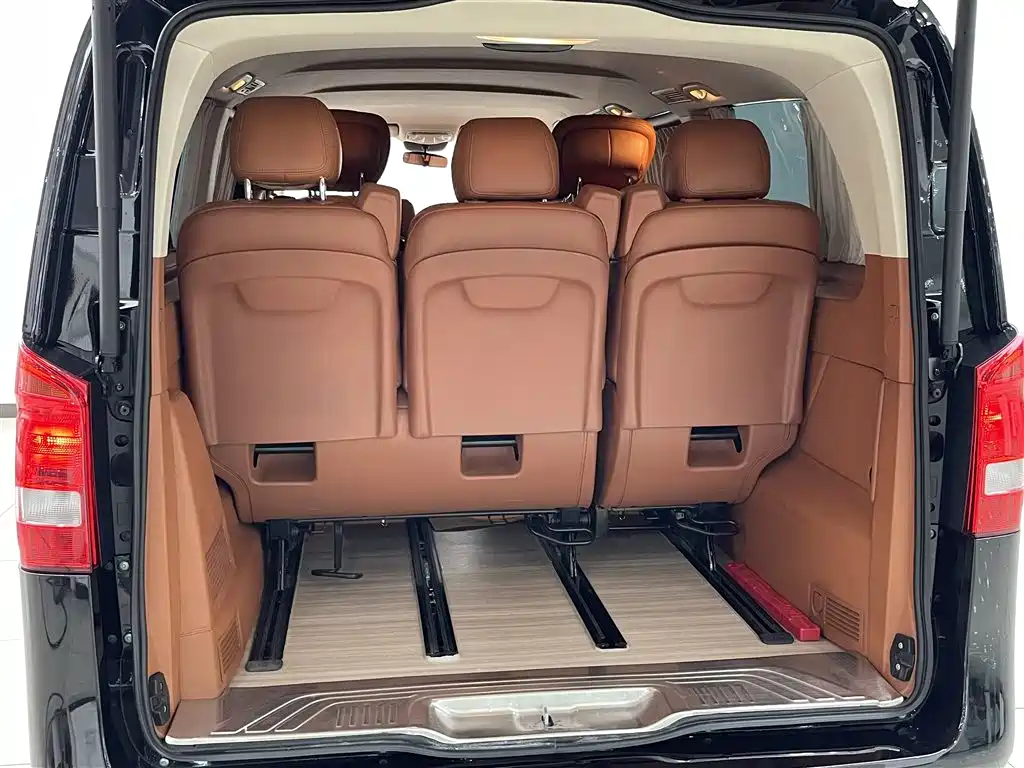 Mercedes-Benz Vito 2020 — фото 35
