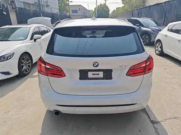 BMW 2 Series Station Wagon 2016