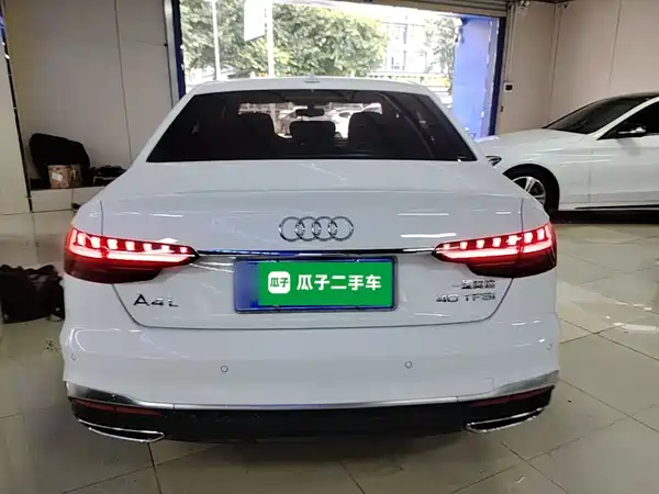 Audi A4L 2020