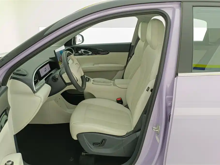 Geely Galaxy Starwish 2025 — фото 9