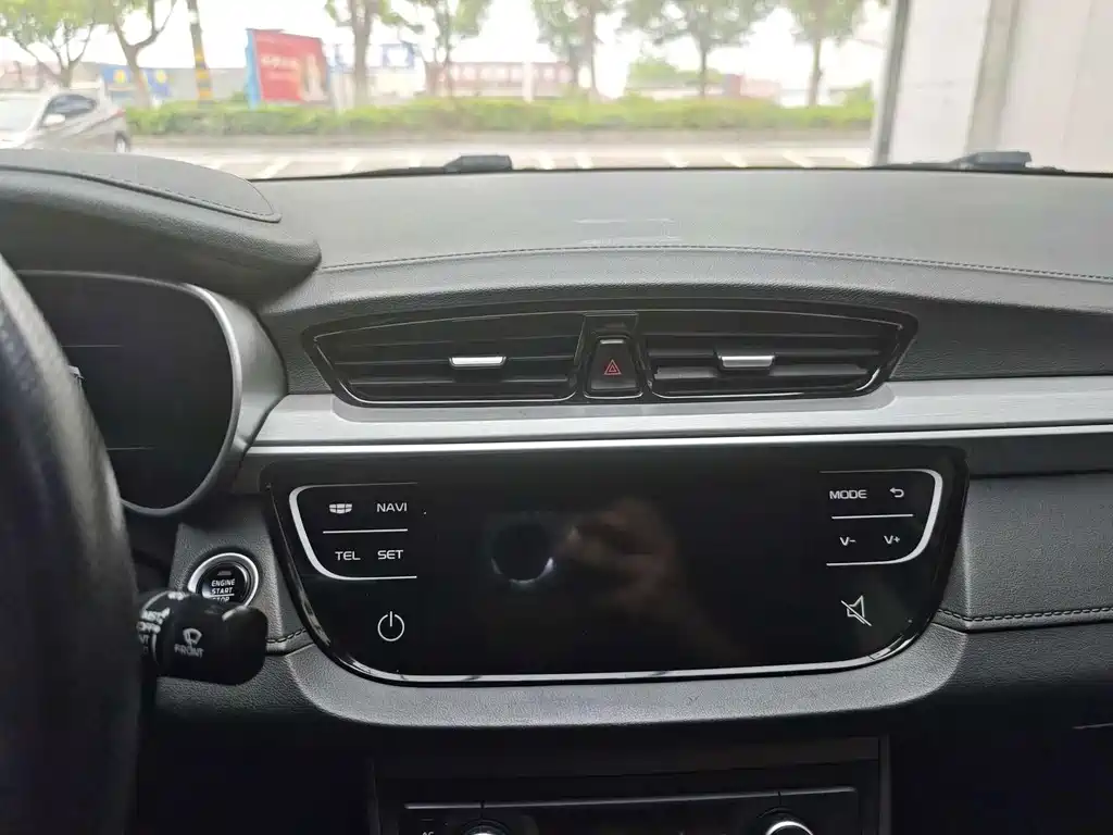 Geely Emgrand 2019