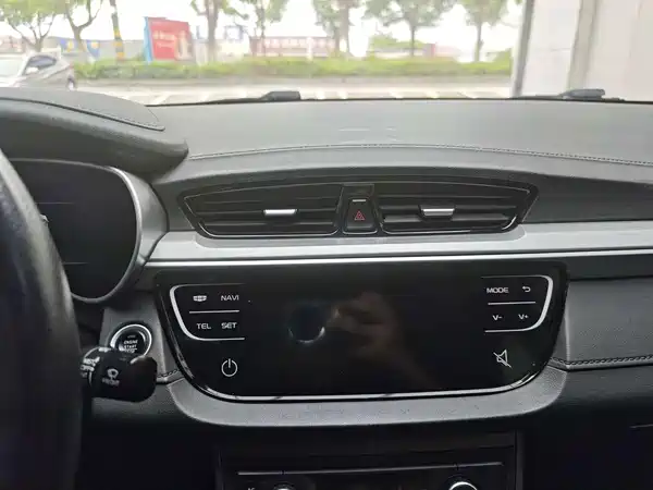 Geely Emgrand 2019