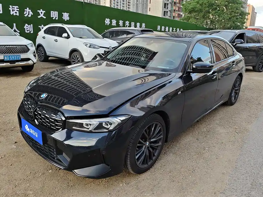 BMW 3 Series 2023 — фото 1