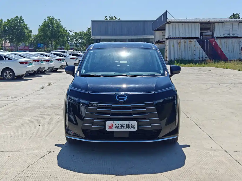 GAC Motor E8 Hybrid 2024 — фото 2