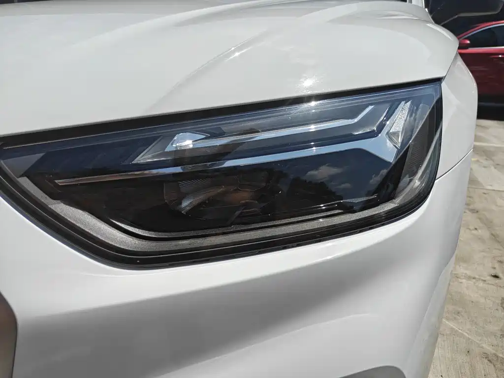 Audi Q5L 2021