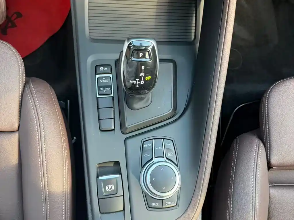 BMW X1 2022 — фото 11