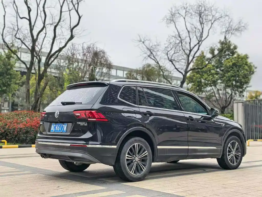 Volkswagen Tiguan L 2020