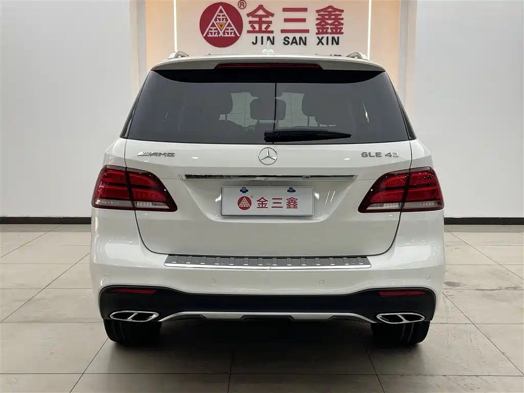 Mercedes-Benz GLE AMG 2018 — фото 32