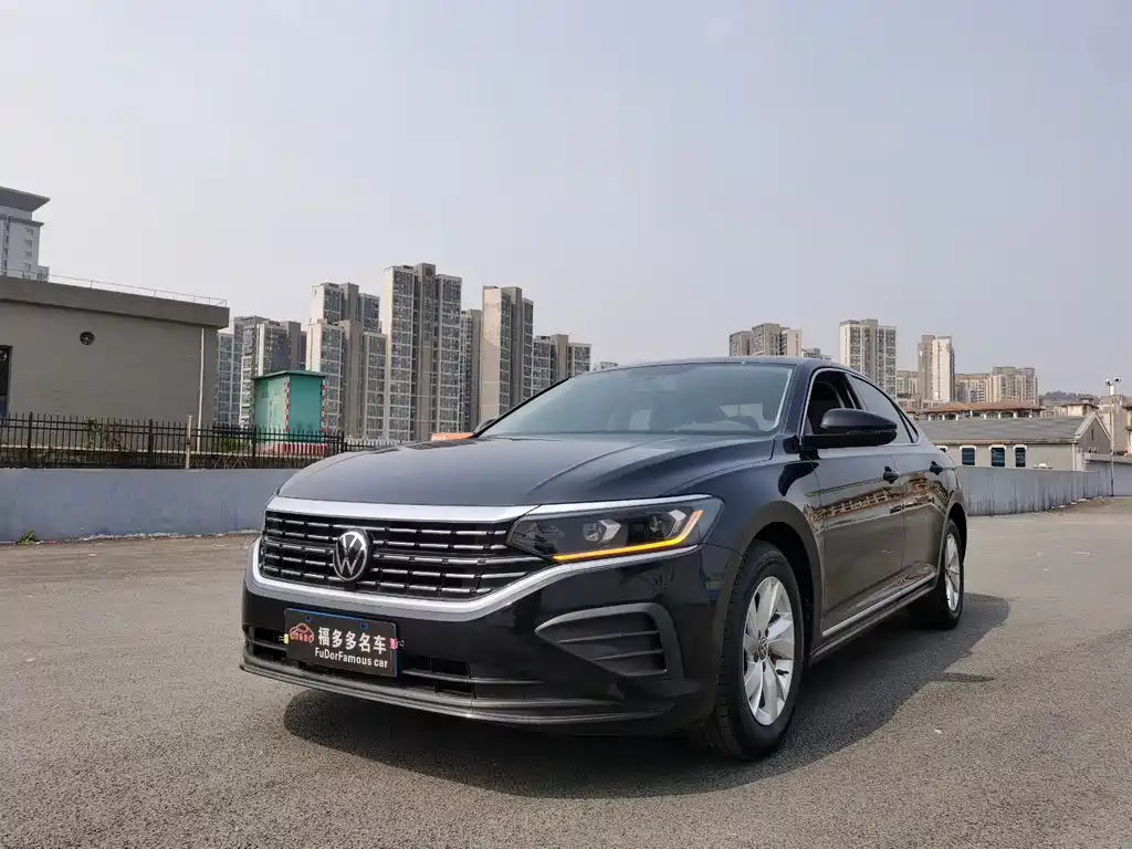 Volkswagen Passat 2023