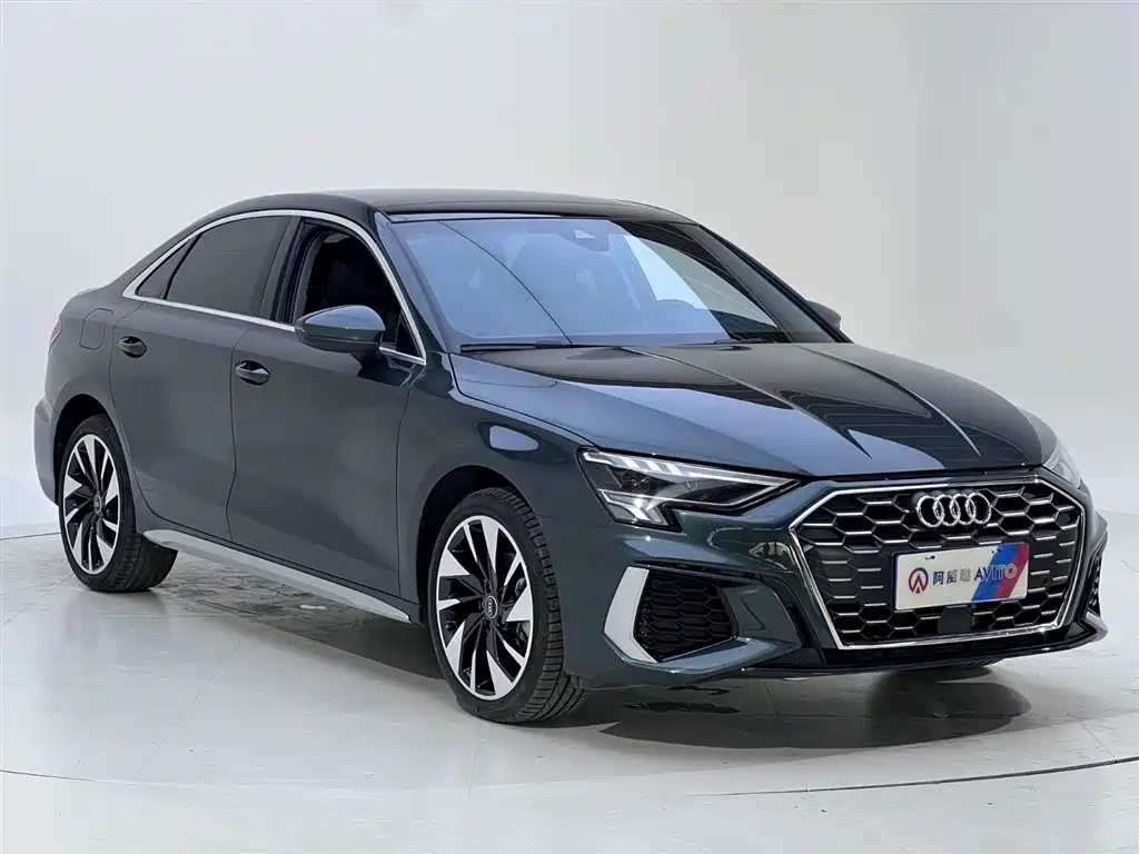 Audi A3 2023 — фото 22
