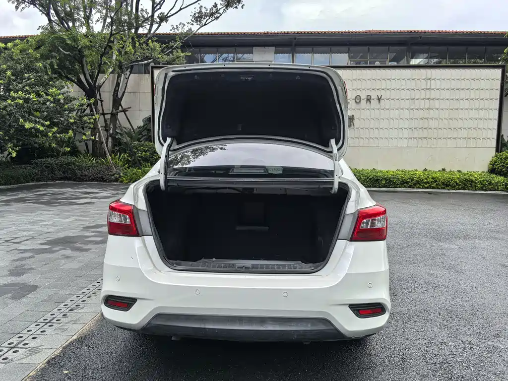 Nissan Sylphy 2018 — фото 8