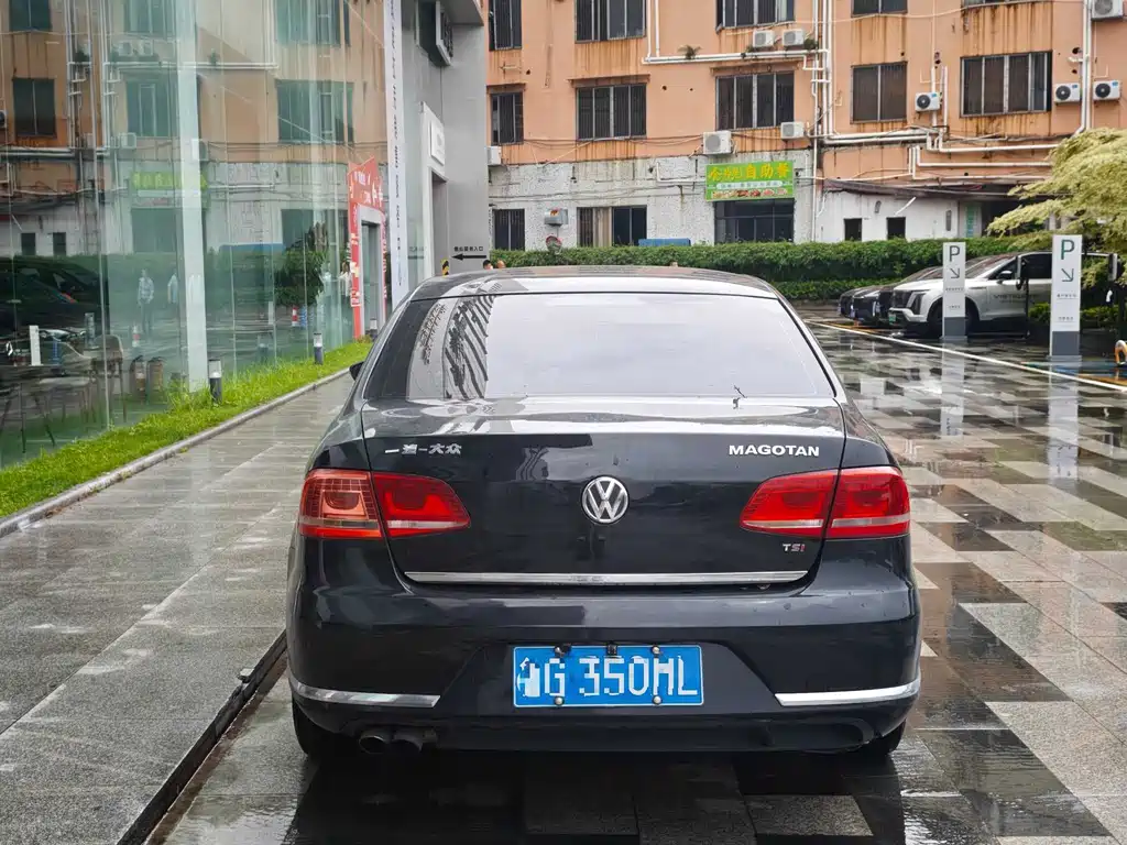 Volkswagen Magotan 2014