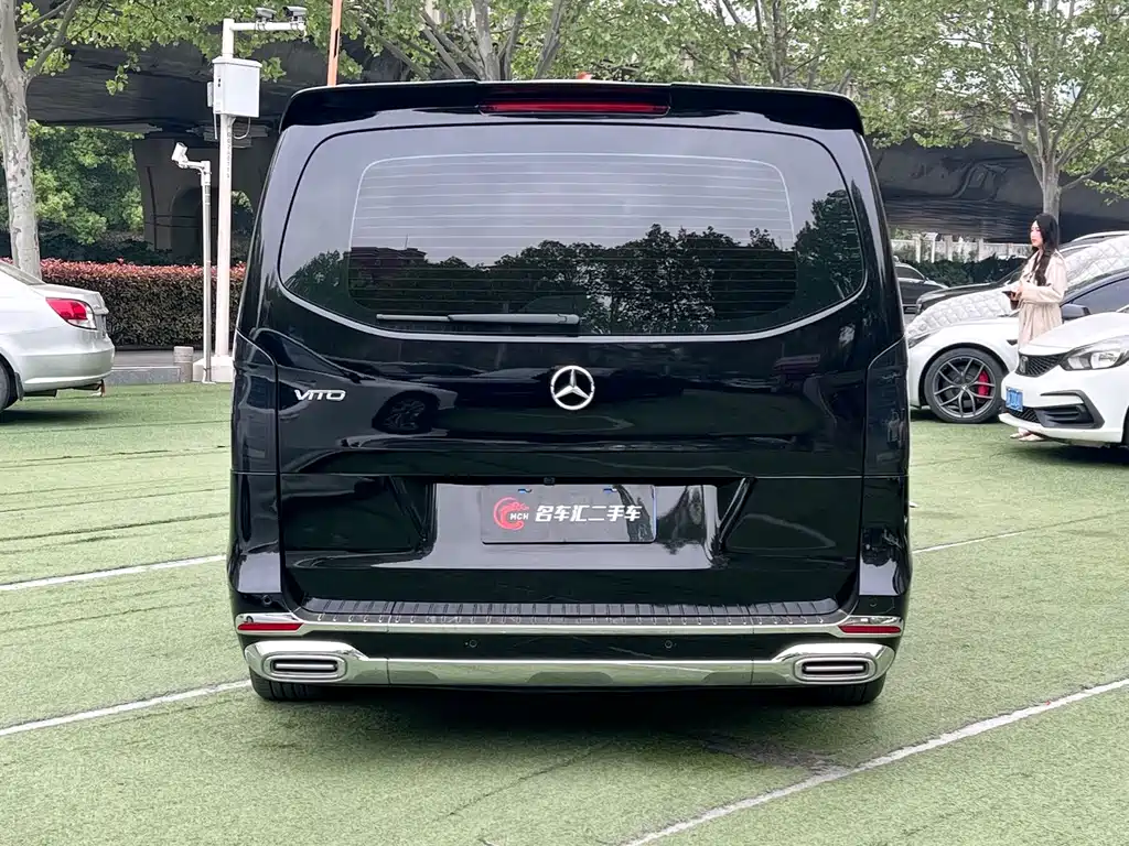 Mercedes-Benz Vito 2024 — фото 19