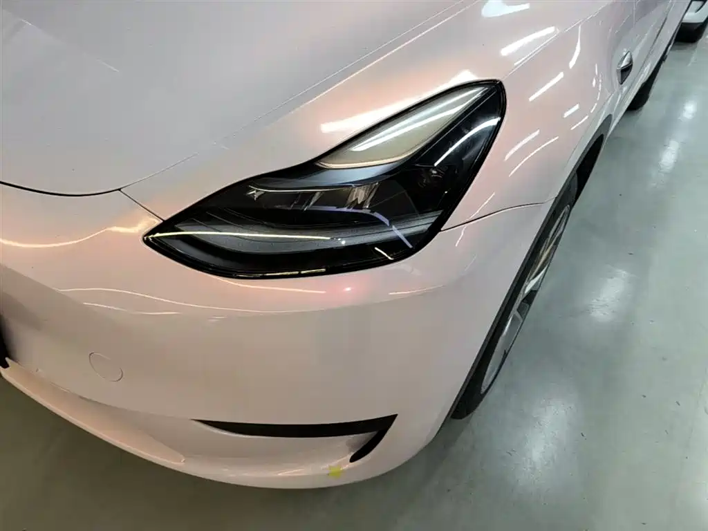 Tesla Model Y 2023 — фото 24