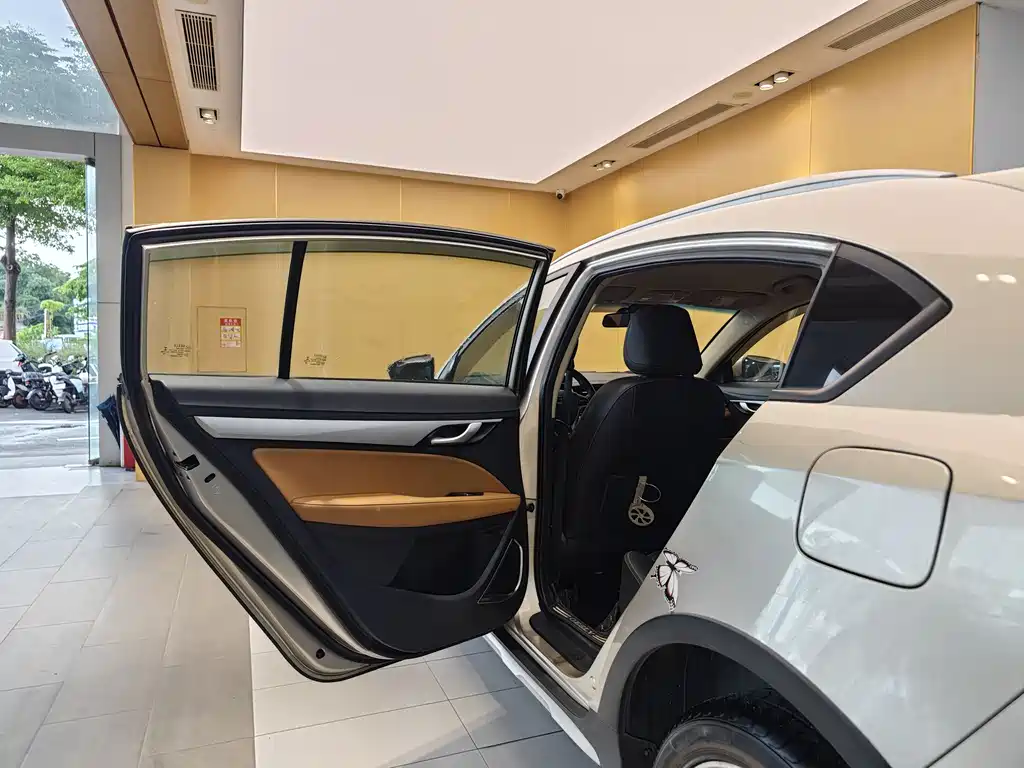 Geely Vision S1 2019 — фото 20