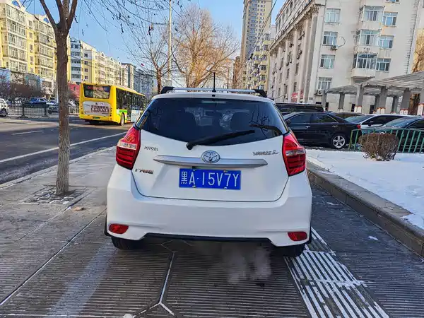 Toyota Yaris L 2016