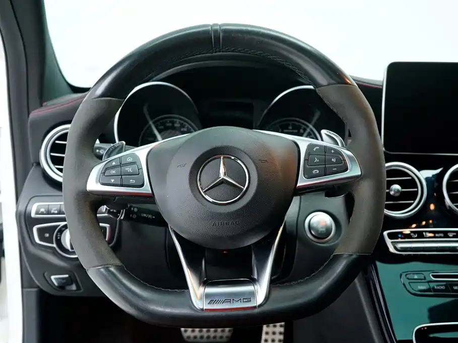 Mercedes-Benz C-Class AMG 2019 — фото 16