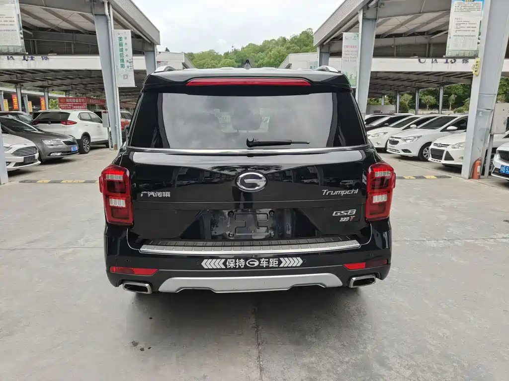 GAC Motor Trumpchi GS8 2017 — фото 4