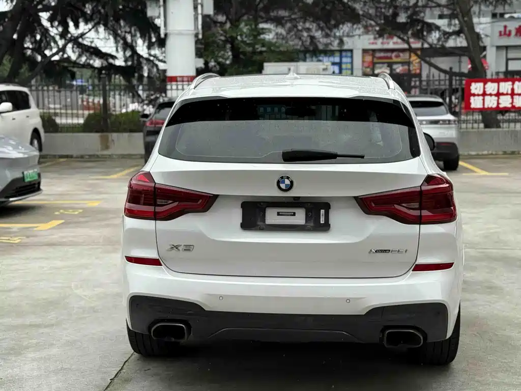 BMW X3 2018 — фото 11