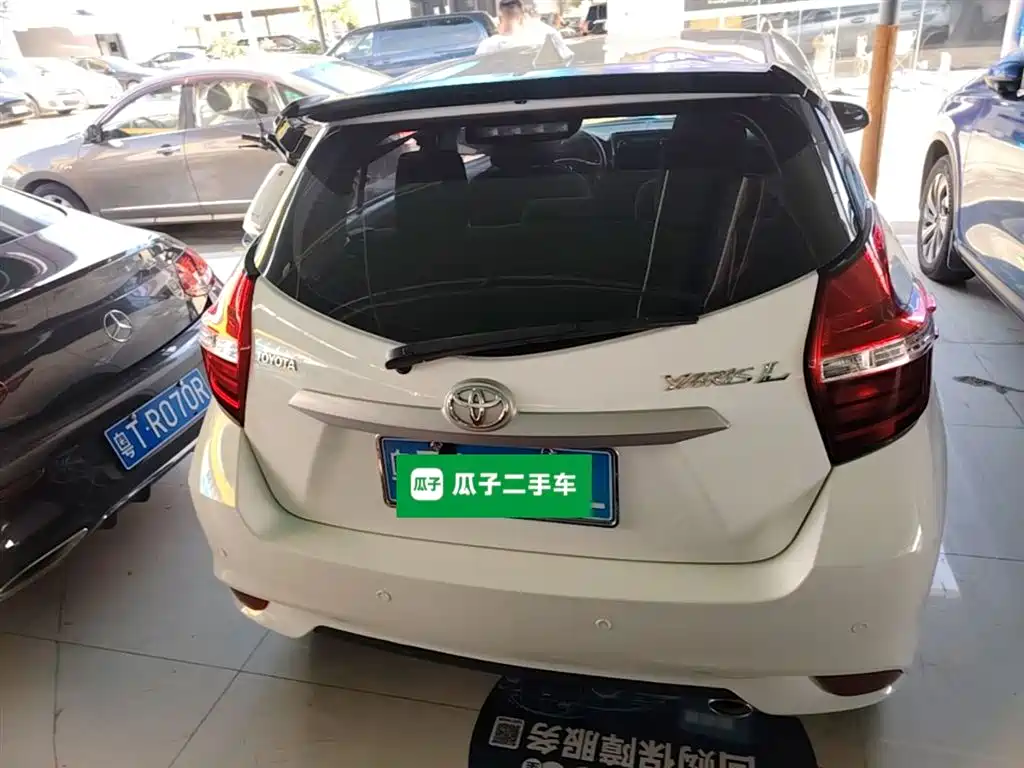 Toyota Yaris L 2019 — фото 6