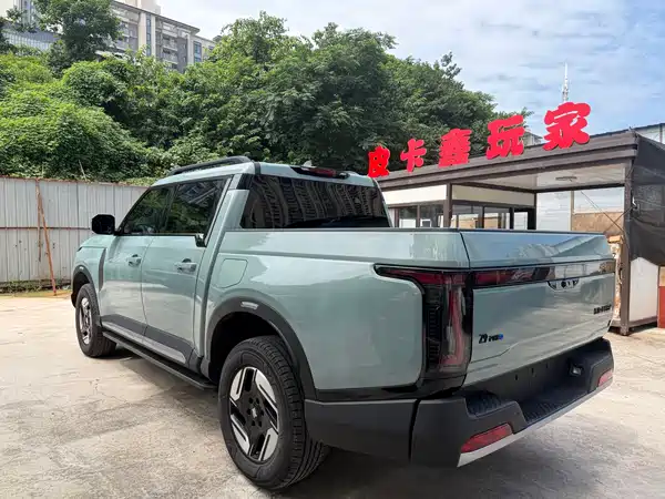 Dongfeng Zhengzhou Nissan Z9 GE PHEV 2025