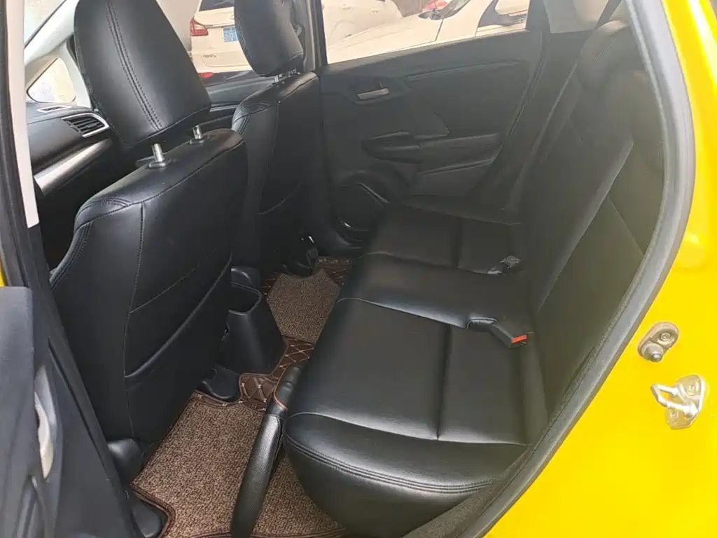 Honda Fit 2017 — фото 17
